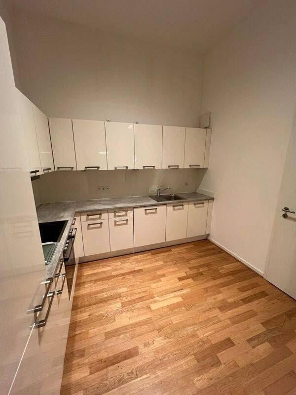 Geräumige 3-Zimmer-Wohnung mit Gartenanteil in der Chausseestraße - Ab sofort verfügbar! - Foto 1