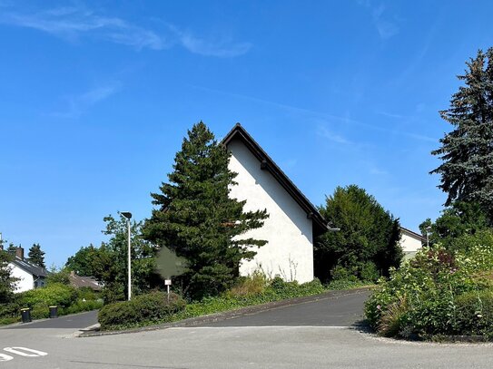 Großzügige Doppelhaushälfte in schöner Lage von Söhrewald / Wellerode