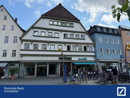 3-Zimmer Wohnung direkt am Marktplatz + Apartment möglich