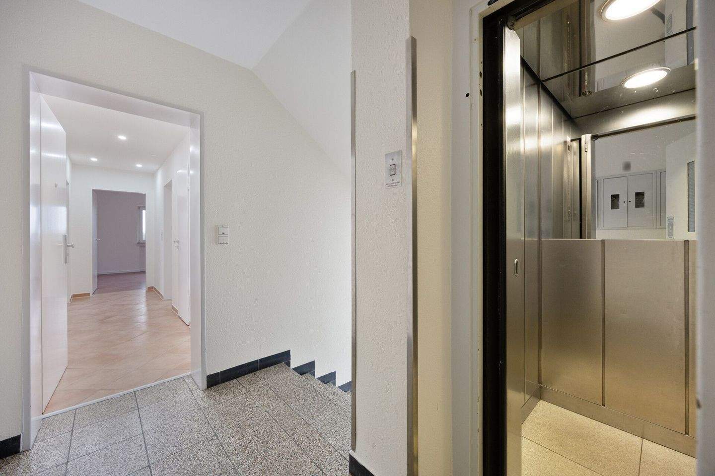 Helle 3-Zimmer-Wohnung mit Aufzug und sonnigem Südbalkon in Köln-Porz