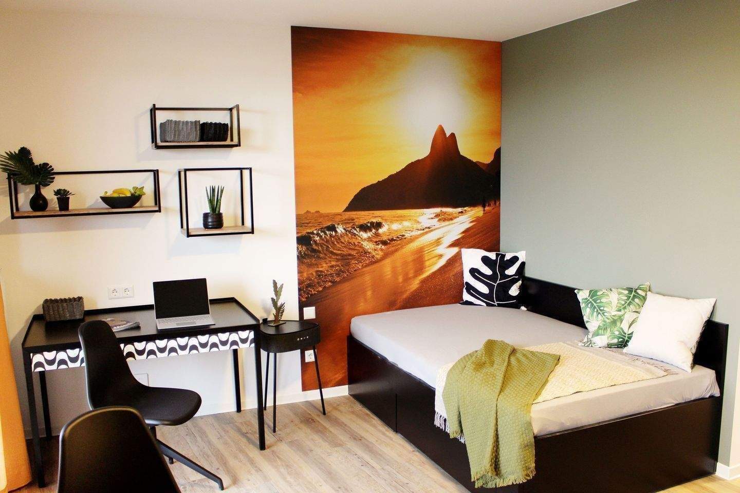 Möbliertes Komfort L-Apartment mit Balkon - Nur für 1 Person! - Photo 1