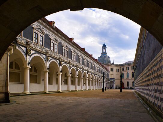 Traumhafte Terrassenwohnung in der historischen Altstadt von Dresden