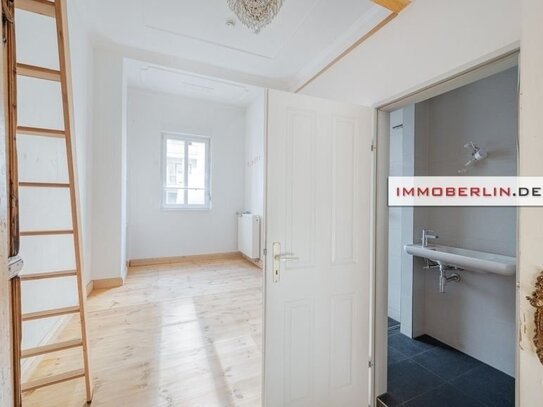 IMMOBERLIN.DE - Toplage & Altbau! Sehr attraktive Wohnung mit ruhiger Südwestterrasse in Trendlage