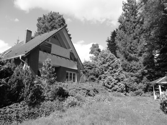 Tradition trifft auf Raum: Geräumiges Klinkerhaus auf großem Grundstück!