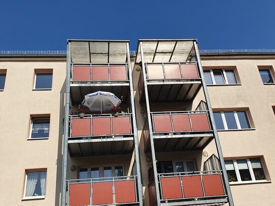 Gemütliche 1 ZKB mit überdachtem Süd-Balkon