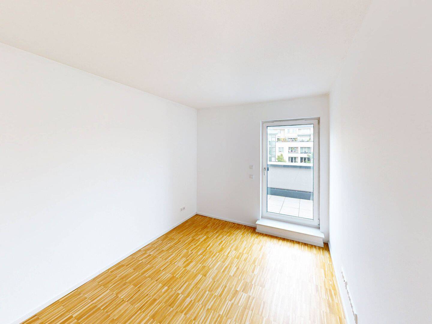 Geräumige 3-Zimmer-Wohnung mit Loggia und Balkon! - Photo 1