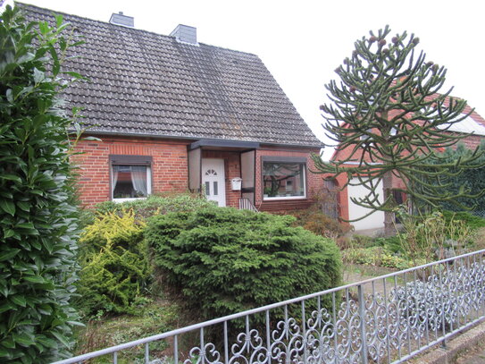 Einfamilienhaus mit Einliegerwohnung in traumhafter Lage von Lüneburg