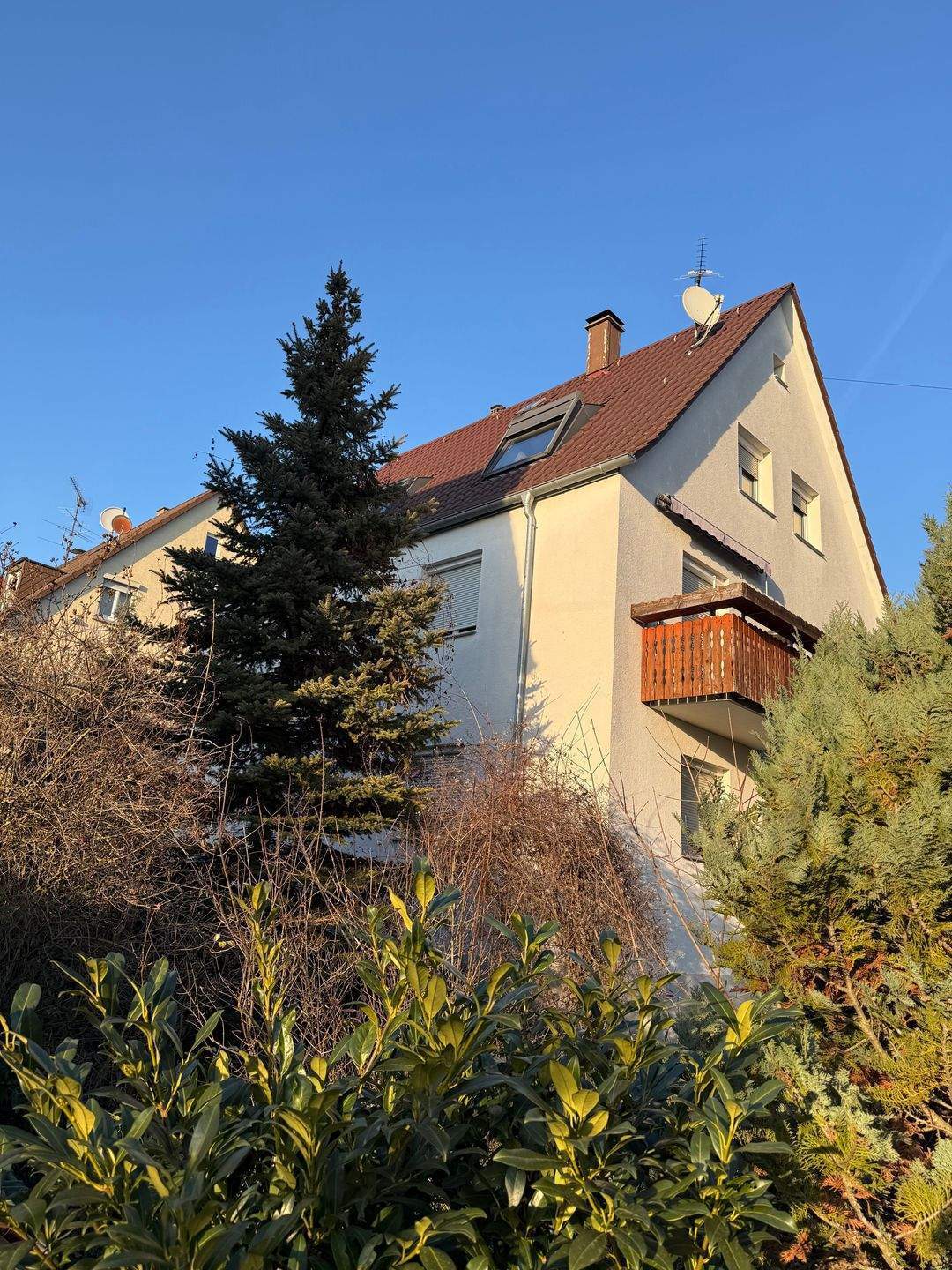 Moderne 3-Familienhaus mit Garten in Stuttgart Bad Cannstatt