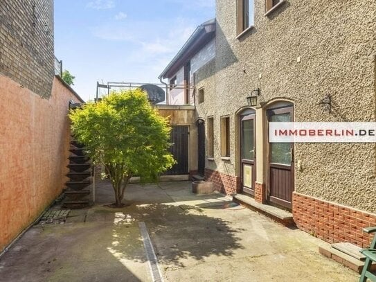 IMMOBERLIN.DE - Charaktervolles Ein-/Zweifamilienhaus mit Südwestterrasse, Innenhof & Garage in beschaulicher Lage