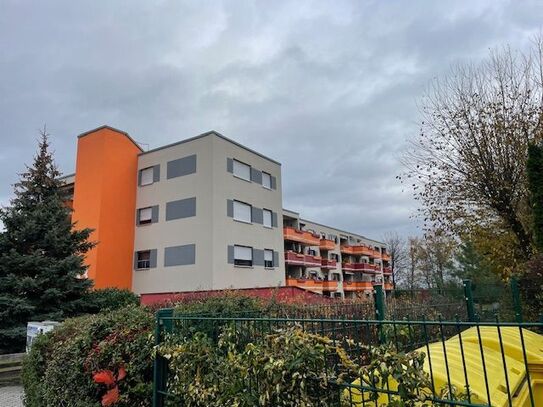 Schöne 3 Zimmer Wohnung mit Balkon