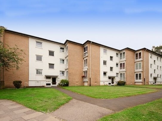 2 Zimmer Wohnung mit Balkon!