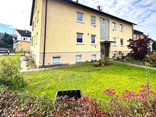 Zwei Wohnungen in ruhiger Lage - ein Kaufpreis, zahlreiche Möglichkeiten! Garten, Balkon, Garage