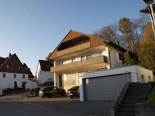 Zweifamilienhaus mit integrierter LKW-Garage - für Handwerker, Wohnmobilisten und Familien