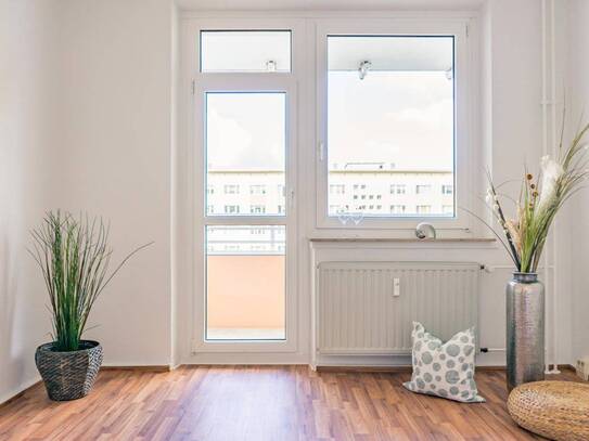 Sanierte 2-Raum-Wohnung mit Balkon