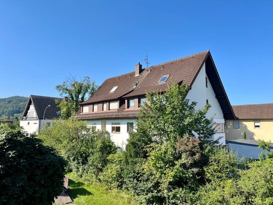 Lichtdurchflutete Maisonette-Wohnung mit atemberaubender Aussicht in Freiburg-St.Georgen