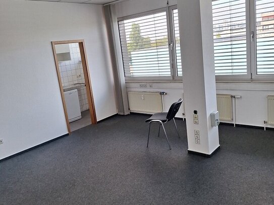 Ffm.-Griesheim: Büro ca. 125 m² - Flughafen und Messe schnell erreichbar