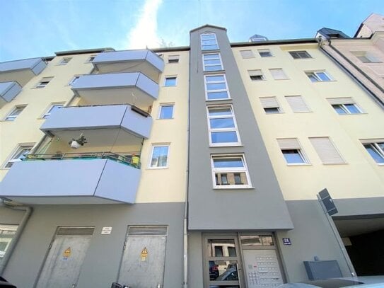 1,5-Zimmer-Wohnung mit Balkon und TG-Stellplatz