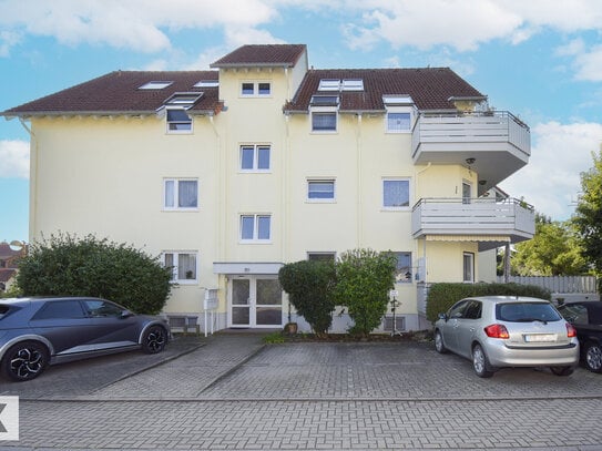 Freundliche 3-Zimmer-Wohnung mit terrassenähnlichem Balkon