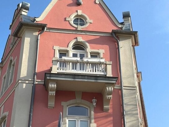 Wunderschöne 4-Z-Wohnung mit Balkon in zentraler Lage