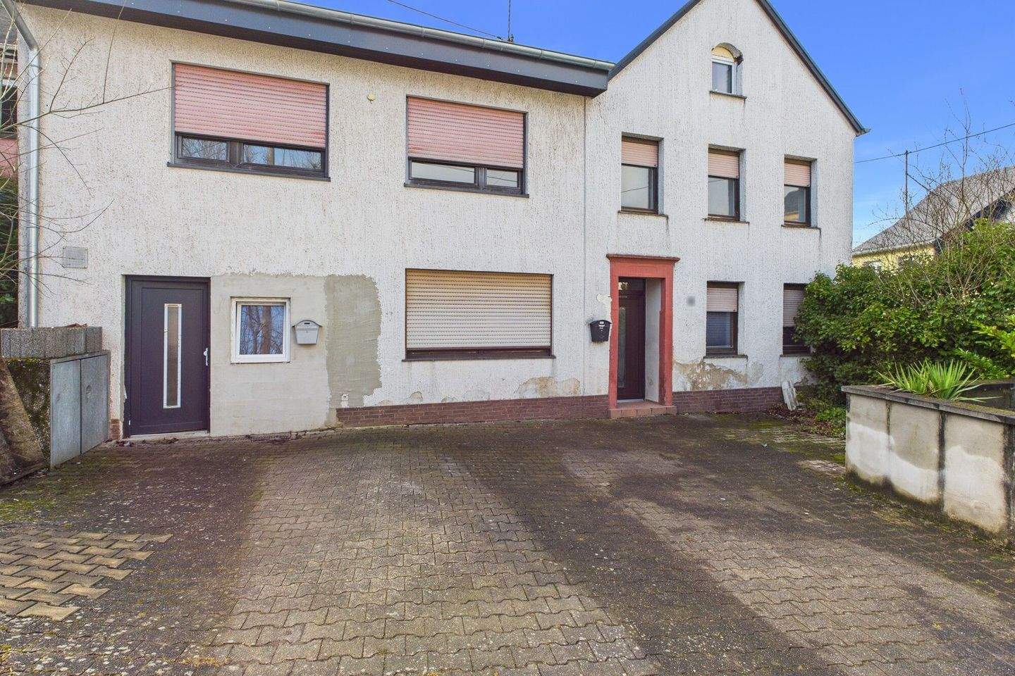 Immobilie in Osburg - Haus im Zentrum von Osburg mit 3 Wohneinheiten und über 6 % Rendite - Bild 0