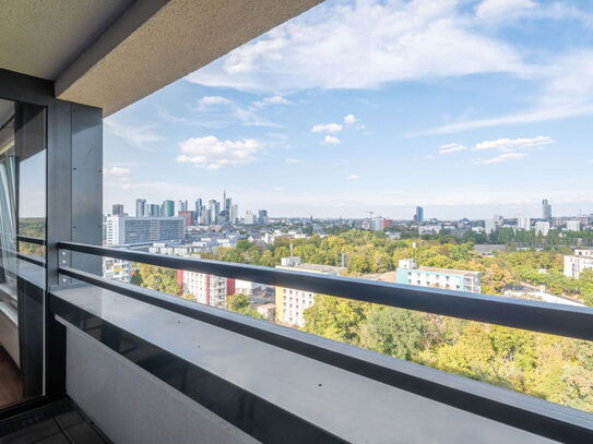 Maisonettewohnung mit Skylineblick - möbliert - ab 01.11.