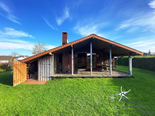 Sehr gut isoliertes dänisches Wochenendhaus aus erster Hand mit gemauertem Innenkamin in Hohenfelde