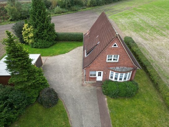 Einfamilienhaus mit Charakter - Großzügiges Grundstück in ruhiger Lage