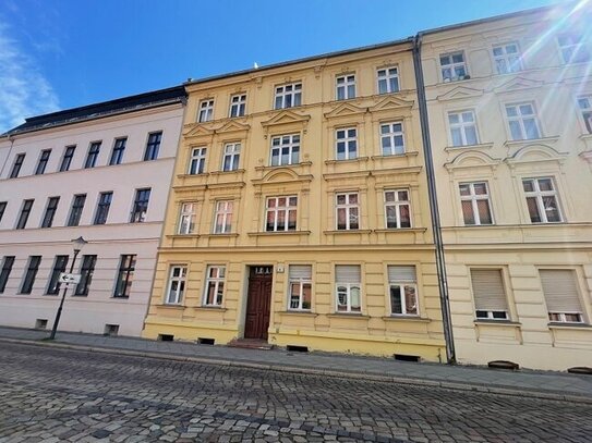 Charmantes Mehrfamilienhaus mit 9 Wohneinheiten in erstklassiger Lage