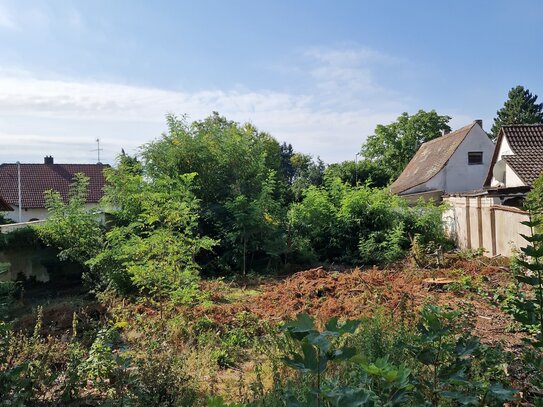 Idyllisches Grundstück in Frauenaurach: Ihr Traum vom Eigenheim in ruhiger Lage