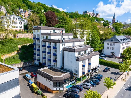 Zentral gelegenes Ladenlokal mit direkten Stellplätzen in Marburg