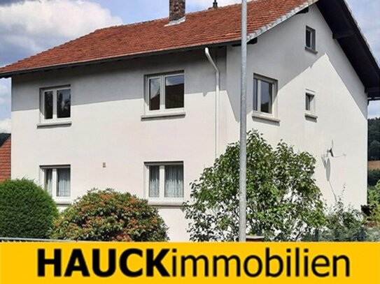 Gepflegtes Wohnhaus mit 2 3-Zimmer-Wohnungen