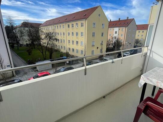 Sichere Geldanlage durch Mieteinnahme! Appartement mit schönem Balkon in bester Lage Obergiesing