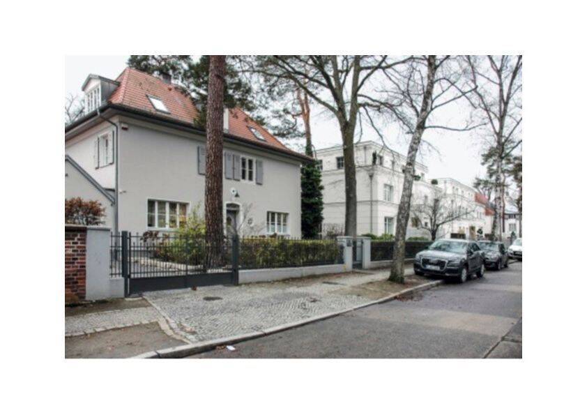 Hochwertig sanierte 3-Zimmer-Wohnung, teilmöbliert – Berlin-Westend, Top-Etage - Photo 1