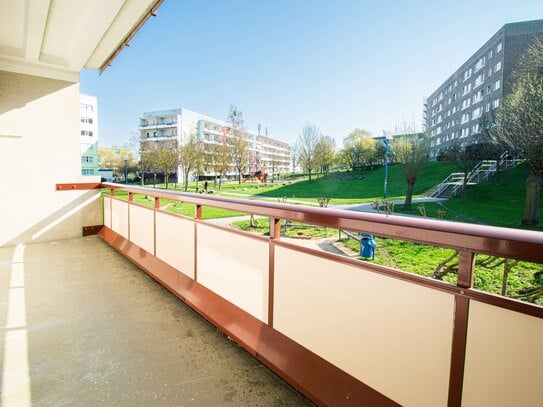 1-Zimmer-Wohnung mit riesigem Balkon