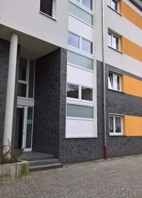 Moderne und barrierefreie 2,5 Raum Wohnung mit Loggia und Tiefgaragen- Stellplatz