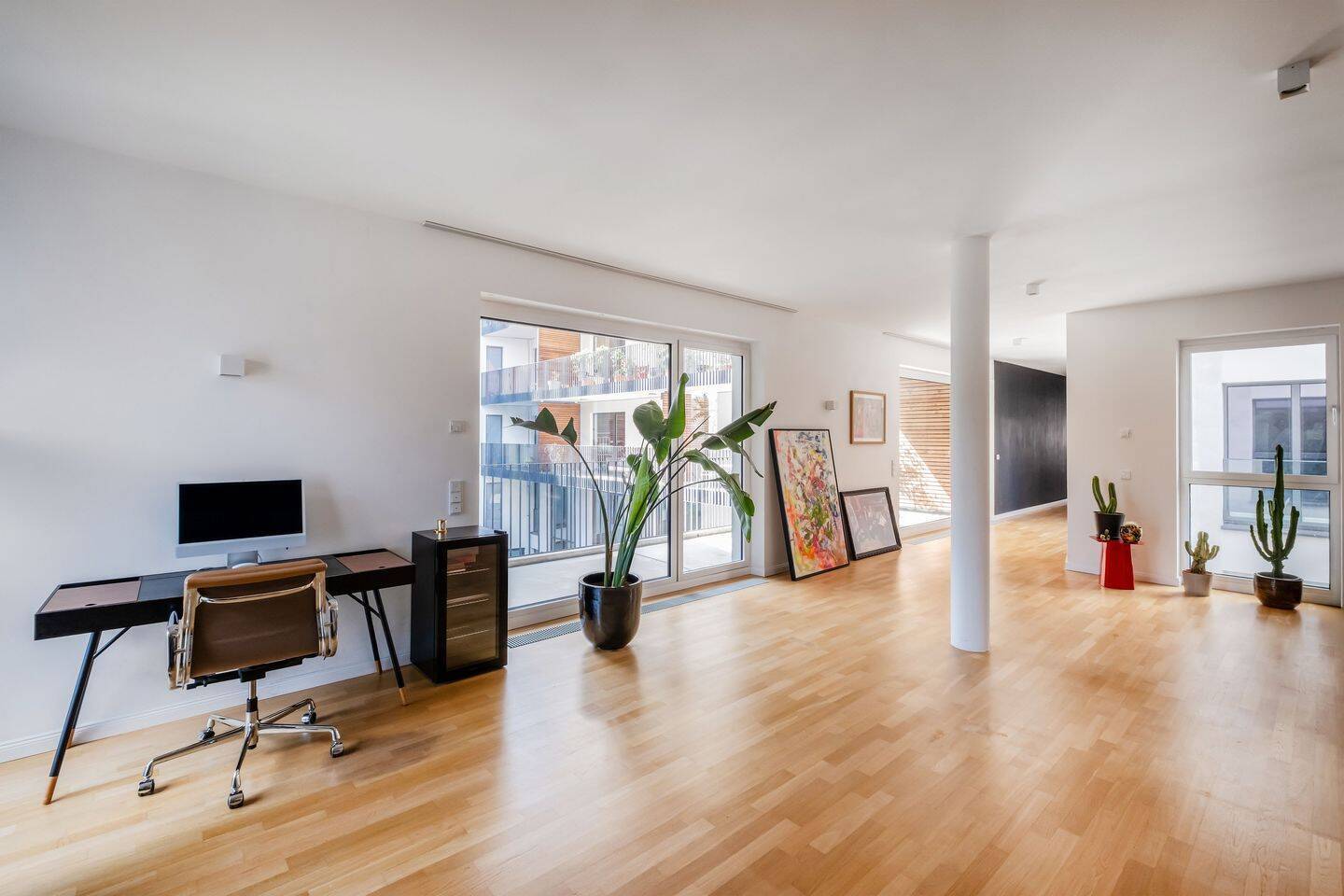 Moderne Großzügigkeit im Herzen der Hauptstadt - Wohnen in Berlin Mitte - Photo 1