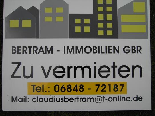 Gepflegte 3 ZKB Wohnung mit EBK -Teilklimatisiert