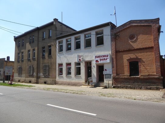 Wohn-und Geschäftshaus in zentraler Lage