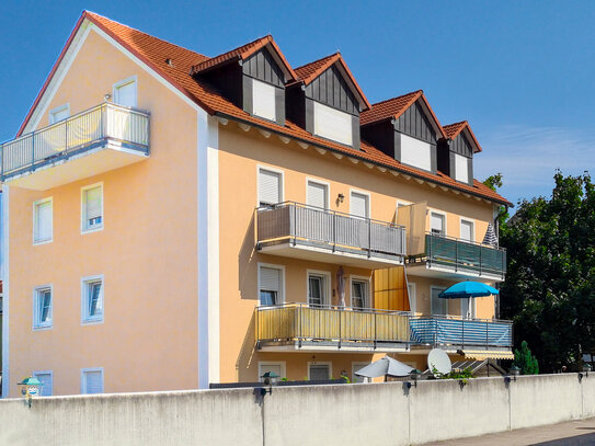 Attraktive 3-ZKB Wohnung mit Balkon im 2. OG in Ingolstadt-Süd