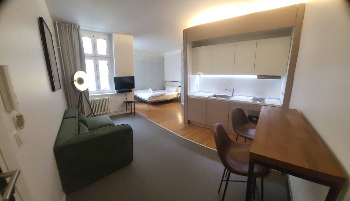 Kreuzberg: voll möbliertes LUXUS Apartment, 26 m² befristet für max. 12 Monate - SOFORT zu VERMIETEN - Foto 1
