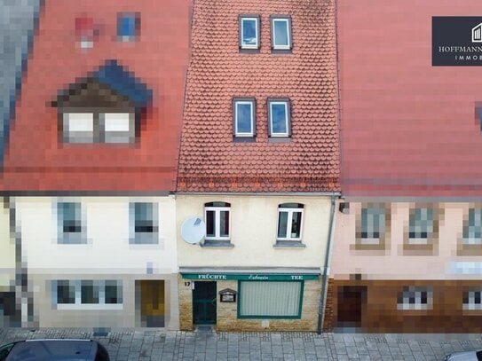 Attraktives Stadthaus inmitten von Auerbach Gewerbe und Wohnen unter einem Dach