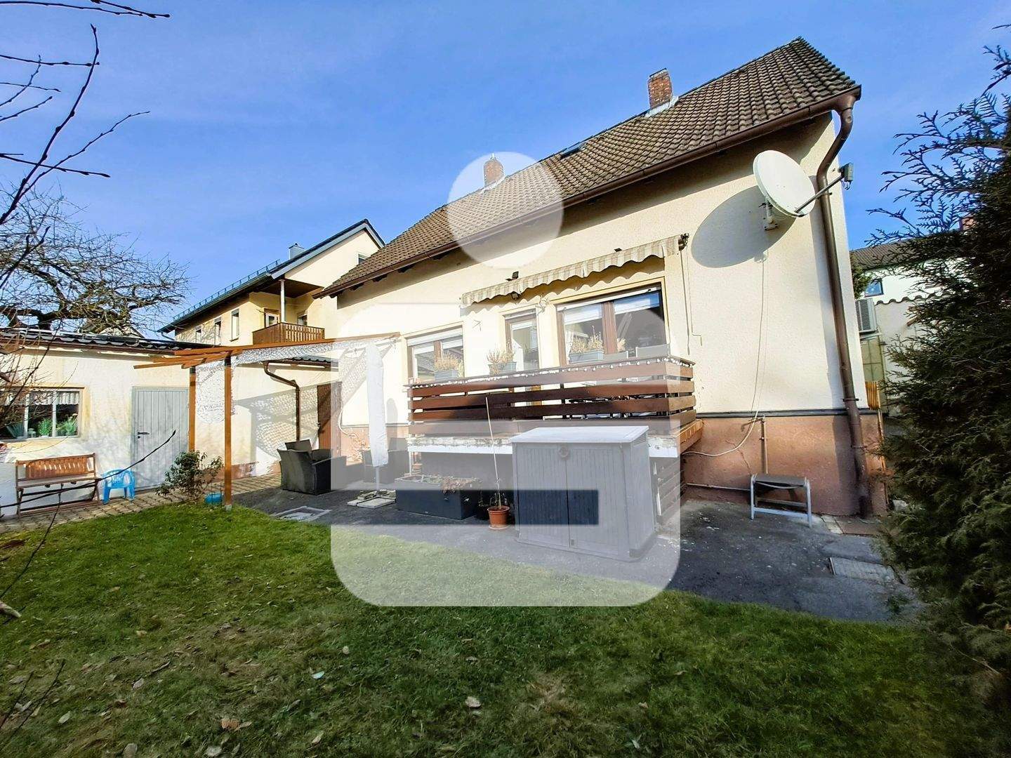 Familienglück kompakt verpackt! Einfamilienhaus in Sulzbach-Rosenberg – 92237 Sulzbach-Rosenberg, 92237 Sulzbach-Rosenberg – Bild 1 von 1