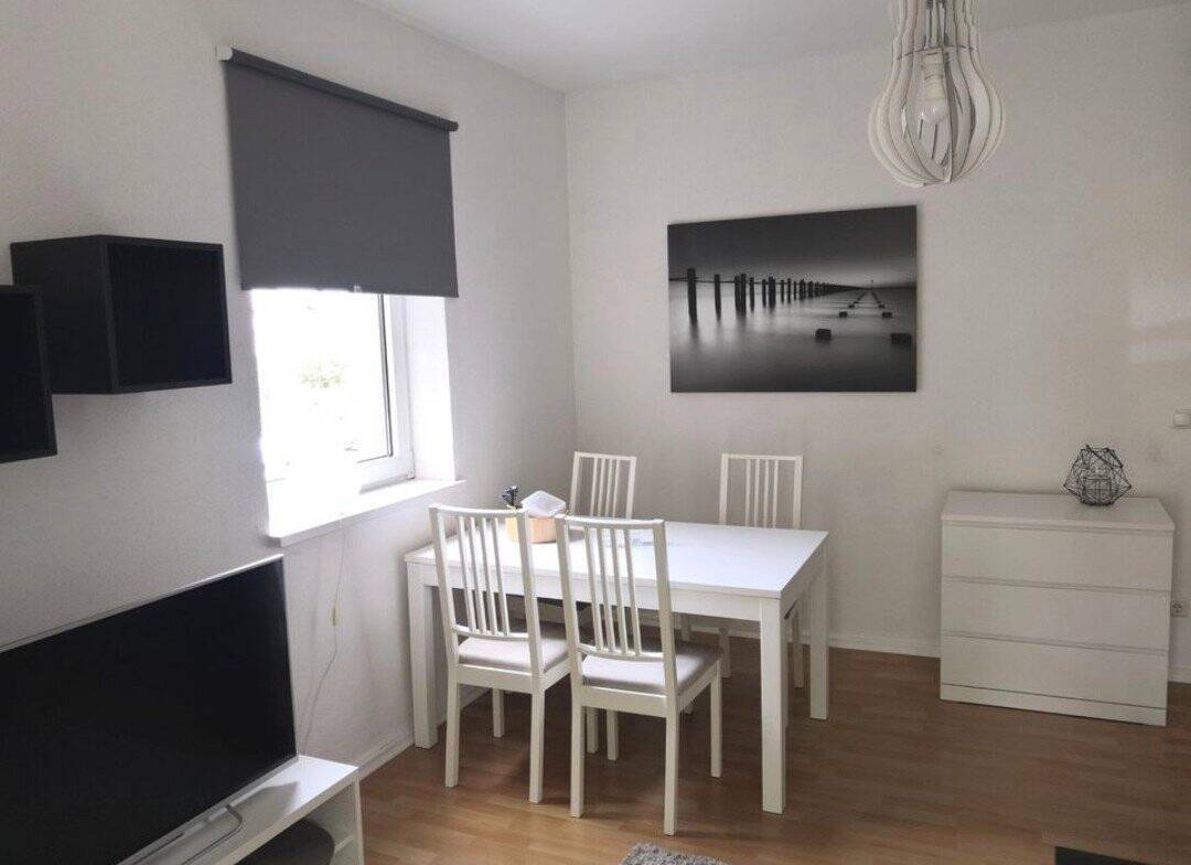 2-ZW auf Zeit, möbliert, Balkon, Stellplatz, Neukölln - Foto 1