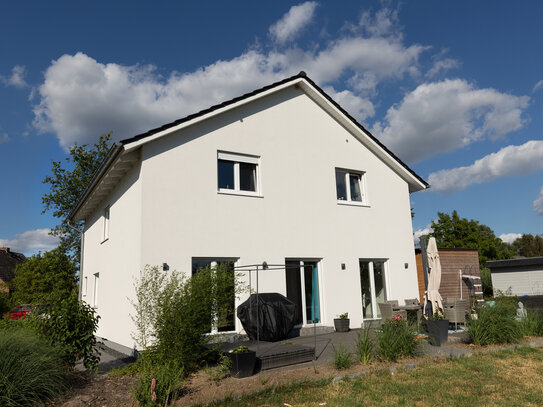 Energieeffizientes Einfamilienhaus in ruhiger Lage in Tespe