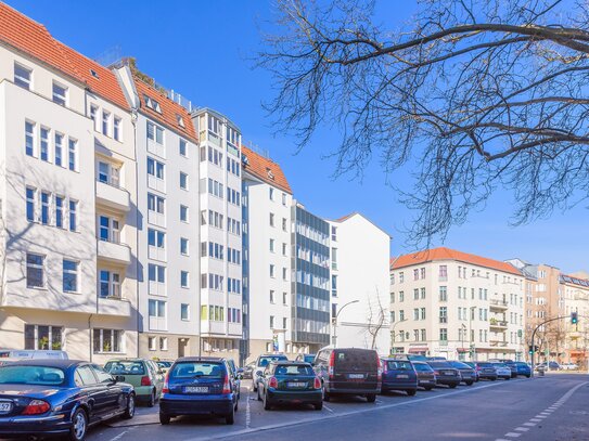 Investieren in Charlottenburg - vermietete 4-Zi.-Wohnung als KAPITALANLAGE