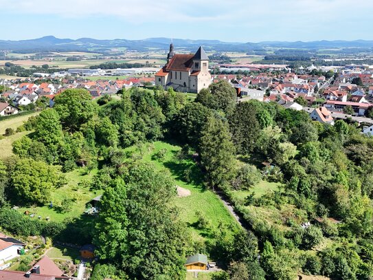 Luxuriöse Neubau 3-Zimmer-Wohnung mit Terrasse und Garten in 36100 Petersberg ohne Privision