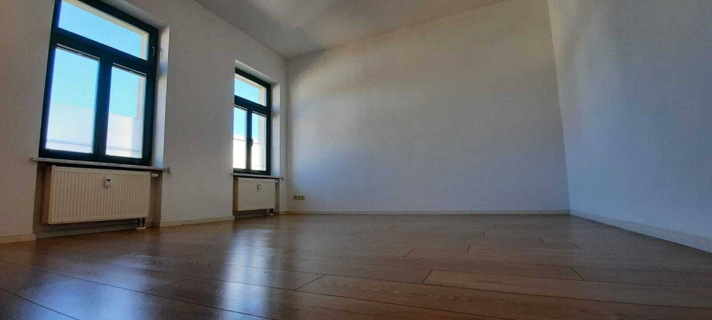 Ruhig gelegene, vermietete 2-Raumwohnung - neue Heizungsanlage inklusive