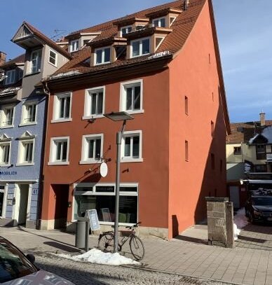 3-Zi Wohnung mit Küche + Balkon in der Innenstadt