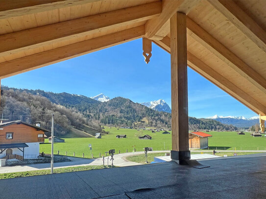 Neubau in Premium-Lage: Alpspitz-Chalets Penthouse