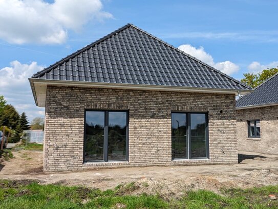 Modernes KFW-40-Bungalow-Neubauprojekt mit idyllischem Ausblick - Zentral in Moormerland gelegen